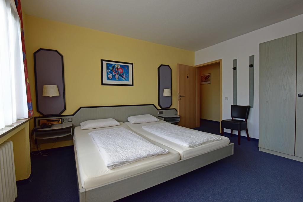 Hotel Wiedenhof Hilden Ngoại thất bức ảnh